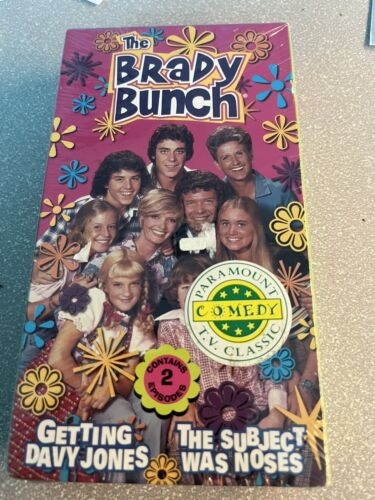 NEW/SEALED TV VHS - “THE BRADY BUNCH” (2 CLASSIC EPISODES) - - Picture 1 of 2