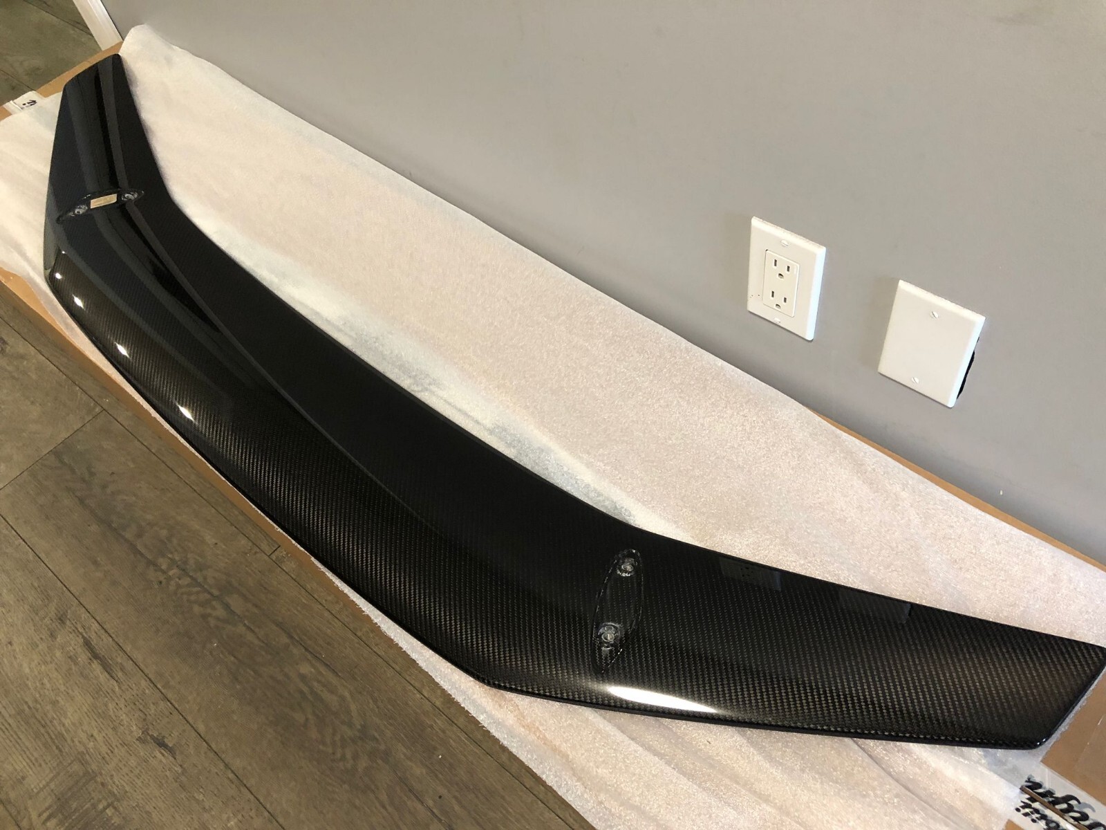 LAMBORGHINI HURACAN TECNICA CARBON FIBER REAR WING SPOILER OEM 4T0827677G