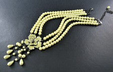 VINTAGE MULTI STRAND FAUX PEARLS ENAMEL FLOWER PENDANT NECKLACE N2 