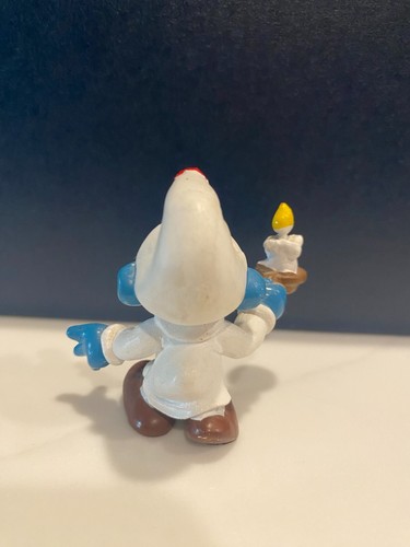 smurfs with candle - Picture 2 of 2