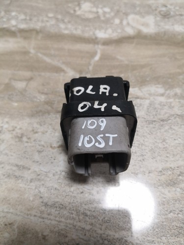 Toyota Corolla 2004/glow plug relay control module/2861067010/1567000671 - Picture 5 of 6