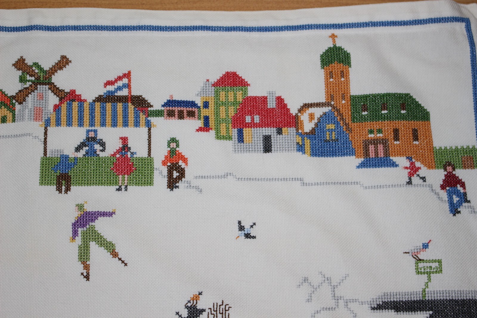 Picture 4 of 8
