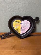 Lodge Seasoned Cast Iron Heart Skillet 9.125 X 7.5 Inch