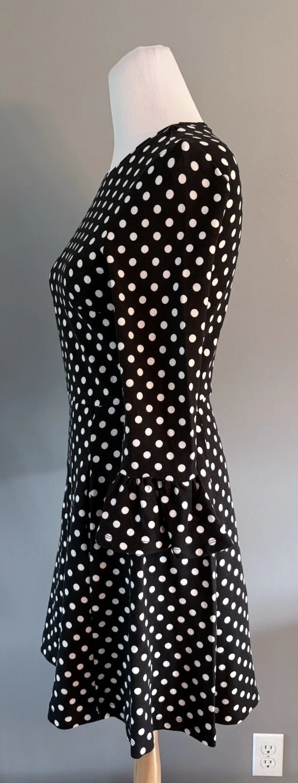 Abito Kate Spade Lia Dot Ponte nero bianco a pois maniche a balza taglia small