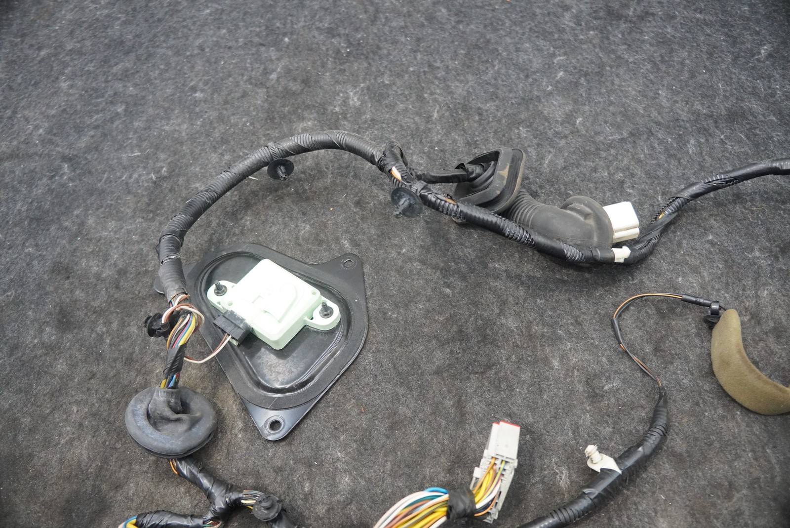 Right Passenger Door Wiring Harness 8G33-14630-BB Aston Martin V8 Vantage 06-16