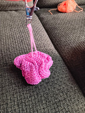 Handmade Schlüsselanhänger  gehäkelt, Nelk...