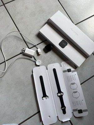 Apple Watch Series 6 40 mm, Aluminium, GPS und Cellular, OVP