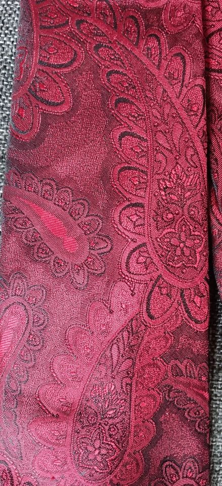 Corbata Años 70 80 90 Y2K Para Hombres Oscar De LA Renta Rojo Negro 3.5 Ancho 57 Largo Foto 4 de 4