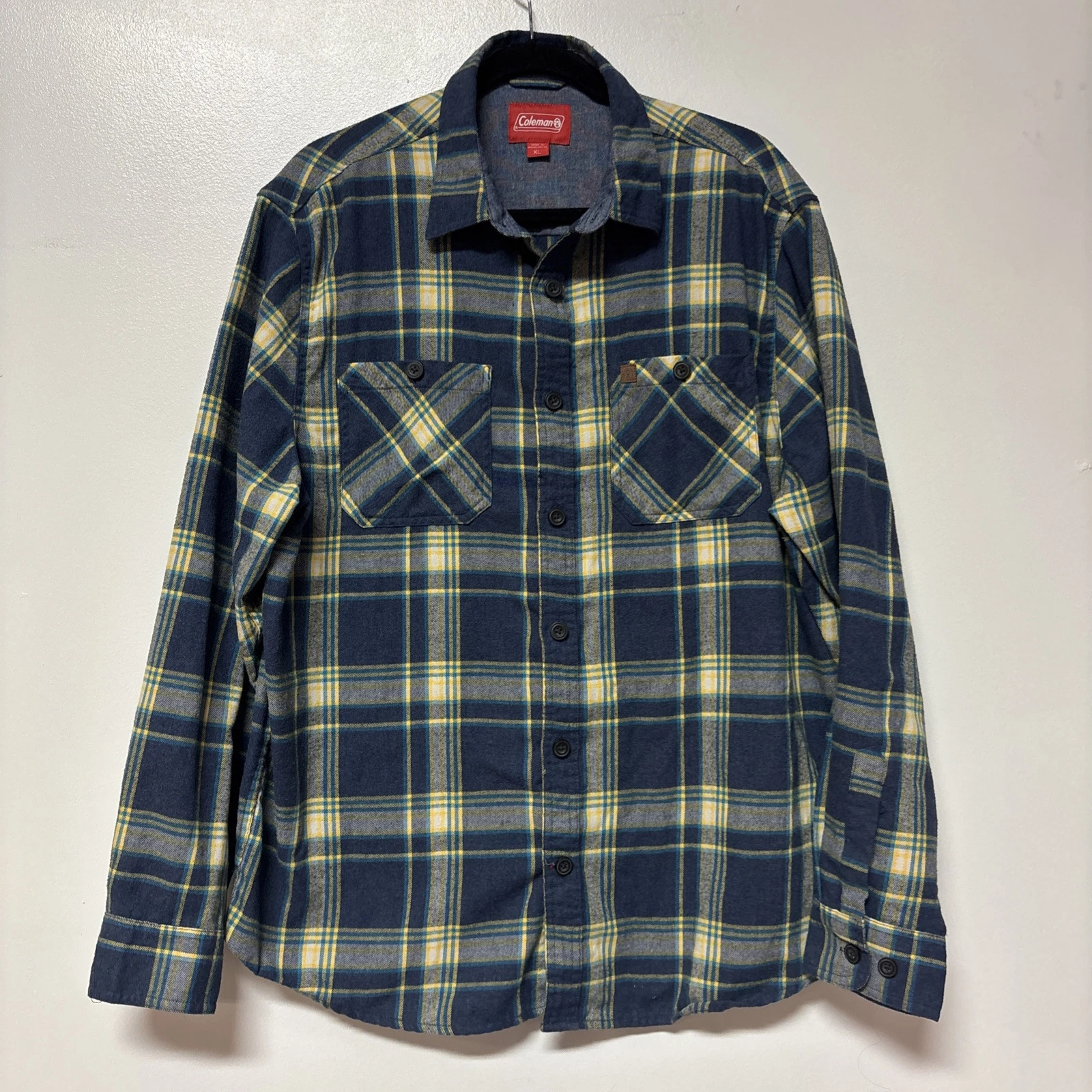 Coleman Shirt Mens XL Blue Plaid Flannel Outdoor Camping Hiking Button Up
Opens in a new window or t