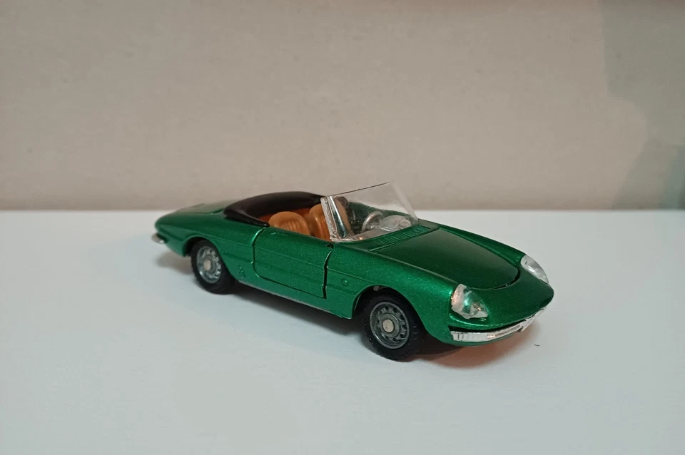 Mebetoys Alfa Romeo Duetto Art A-18 Scala 1/43 Restaurata.(Altro Modello) - Immagine 2 di 4