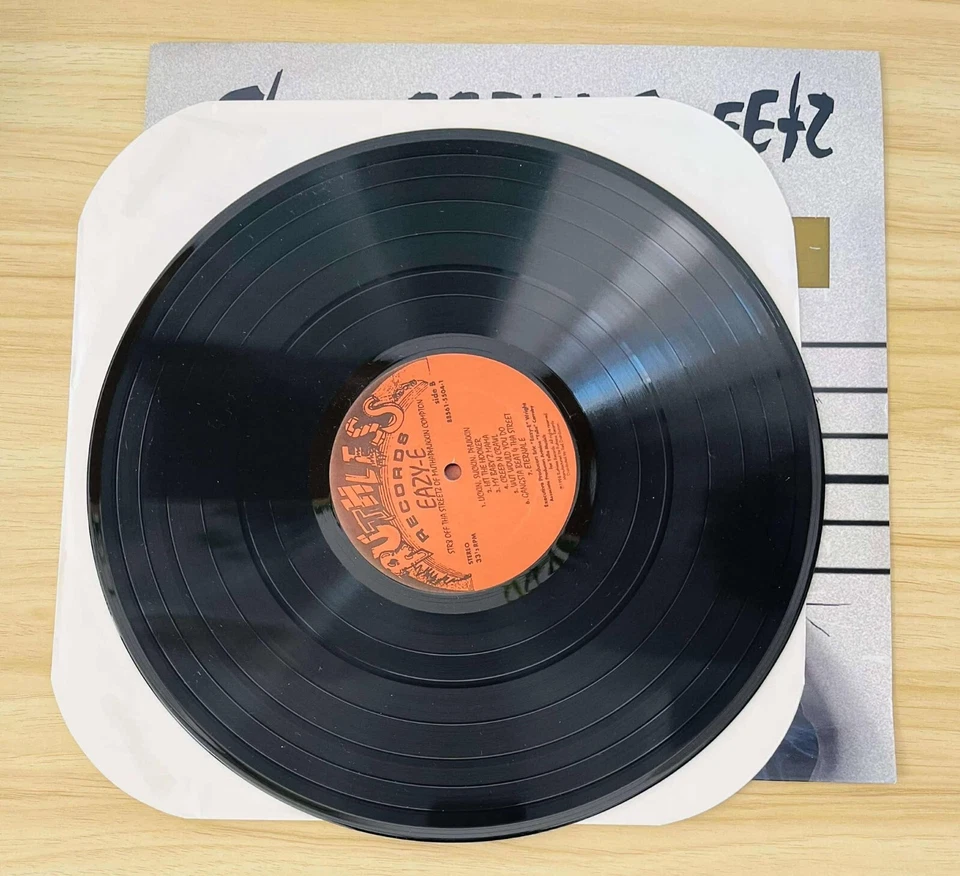 Eazy-E / Str8 Off Tha Streetz Of Muthaphukkin Compton 1996 US Ruthless Records - Image 4 of 4