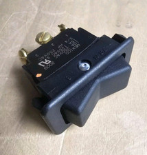 Eaton SPDT Momentary 3 Connection Rocker Switch Black NEW