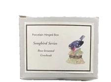 Grosbeak PHB Hinged Box  Midwest of Cannon Falls