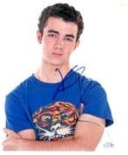 Kevin Jonas Signed Autographed 8x10 Photo ACOA