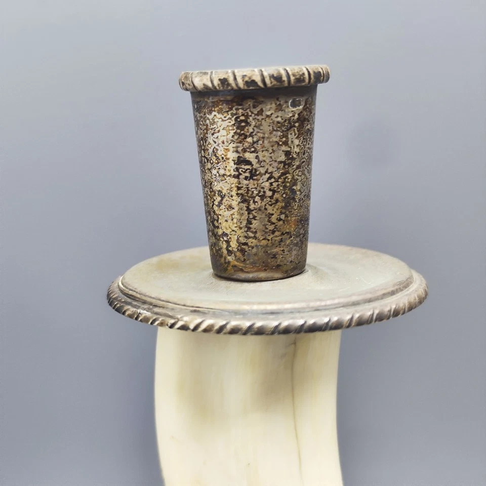 Candelabro jabalí italiano vintage de mediados de siglo de plata maciza con dos candelabros Foto 3 de 4