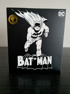 Mezco One:12 Collective Golden Age Batman (Black) Caped Crusader Exclusive 6'' DC
