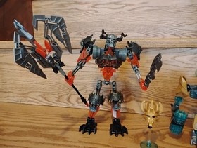 LEGO BIONICLE: Mask Maker Vs. Skull Grinder (70795 6099889)