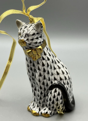 Herend Figurine Ornament - Sitting Cat with Gold Bow - Black Fishnet