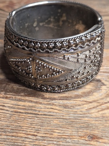 Vintage Tribal Multi Braided Detail Bronze Tone Metal Hinged Cuff Bracelet - Picture 6 of 9