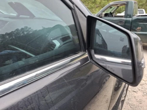 Used Right Door Mirror fits: 2016 Gmc Acadia Power manual folding w/turn signal