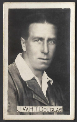 CHUMS - CRICKETSPIELER - #5 J W H T DOUGLAS, ESSEX