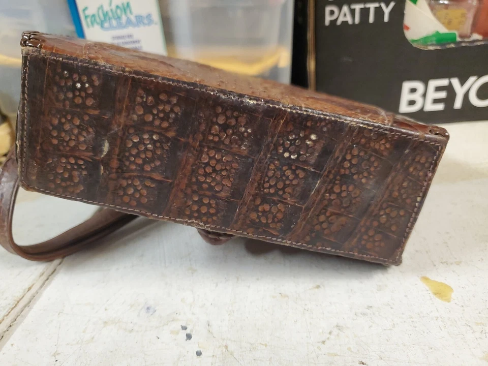 Bolso/cartera vintage de cocodrilo genuino hecho a mano  Foto 4 de 4