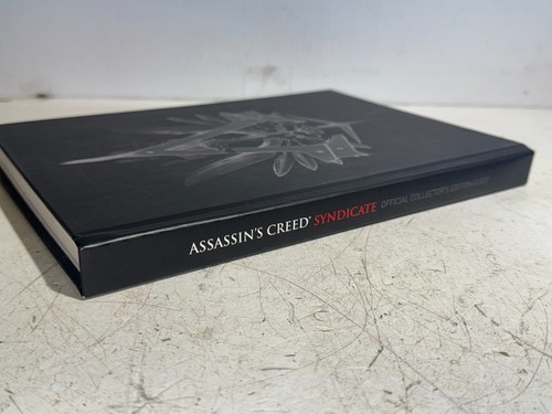 Assassin's Creed Strategy Guide Lot - Syndicate, Revelations, II & III - Picture 21 of 24