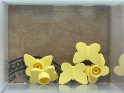 LEGO Parts - Bright Light Yellow Butterfly with Stud Holder - No 80674 - QTY 5