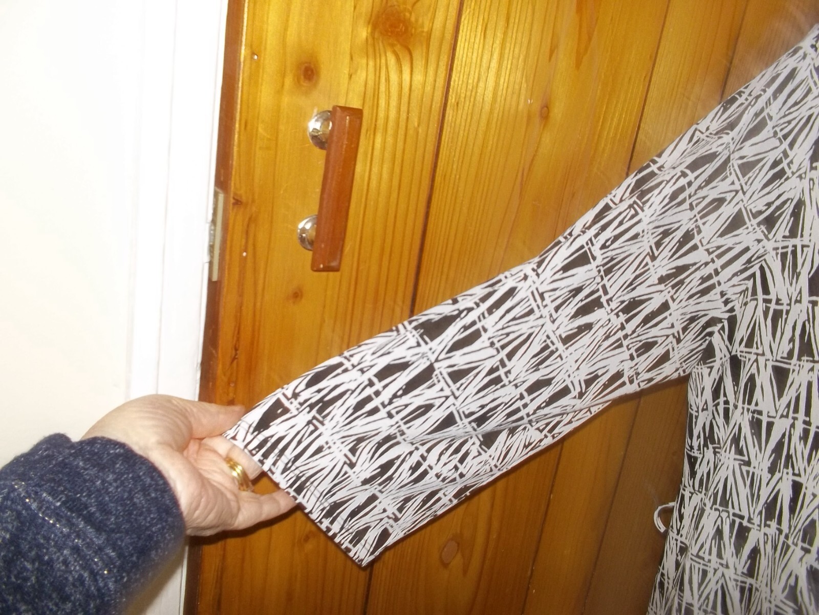 Bild 2 von 4
