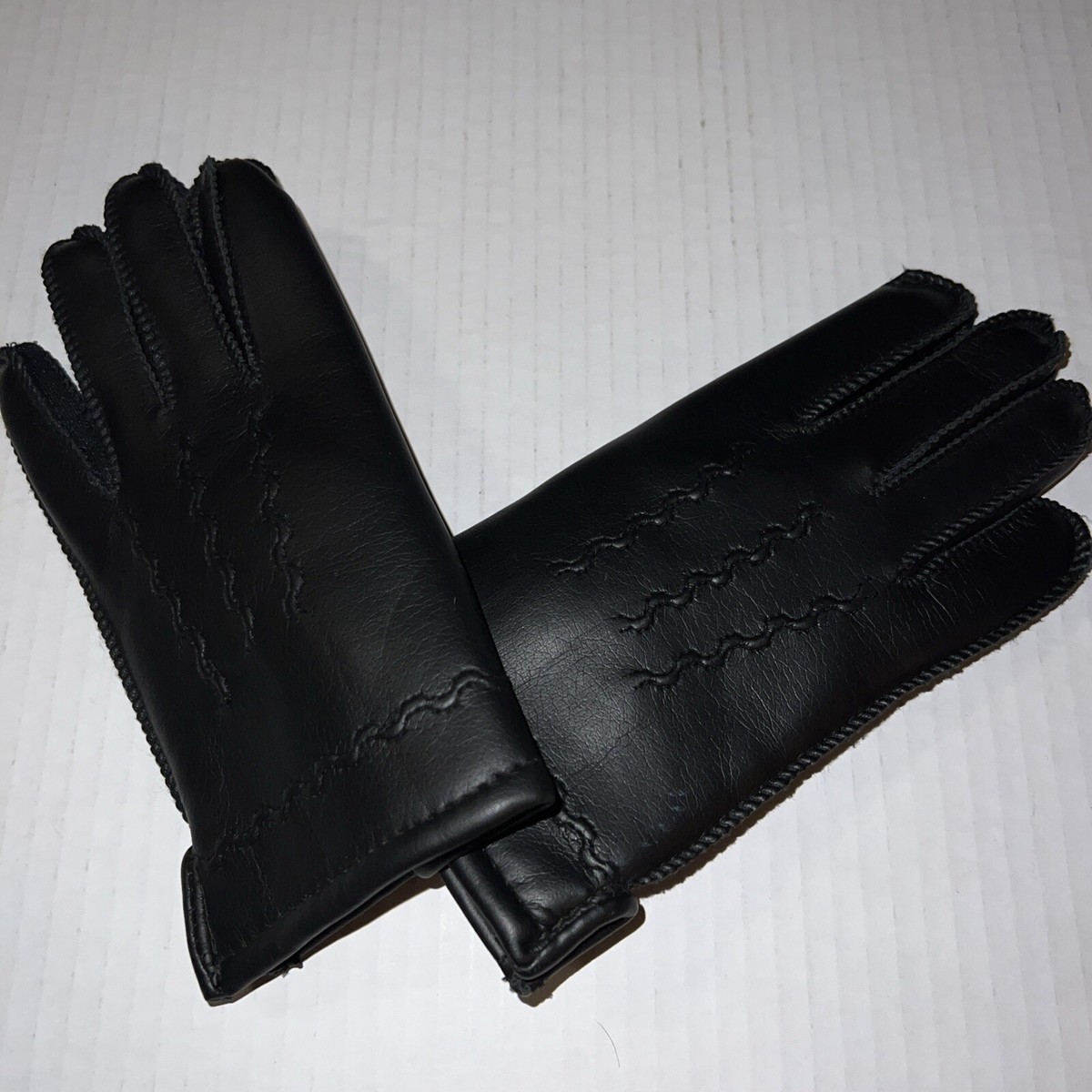 VTG- Youth- Snow Country- Black Novahide-Lined Winter Gloves-Small- Age  6-12 NWT