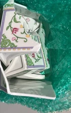 Lenox 1991 the Village Cookie Jar Canister Yellow - Lid Top Only.