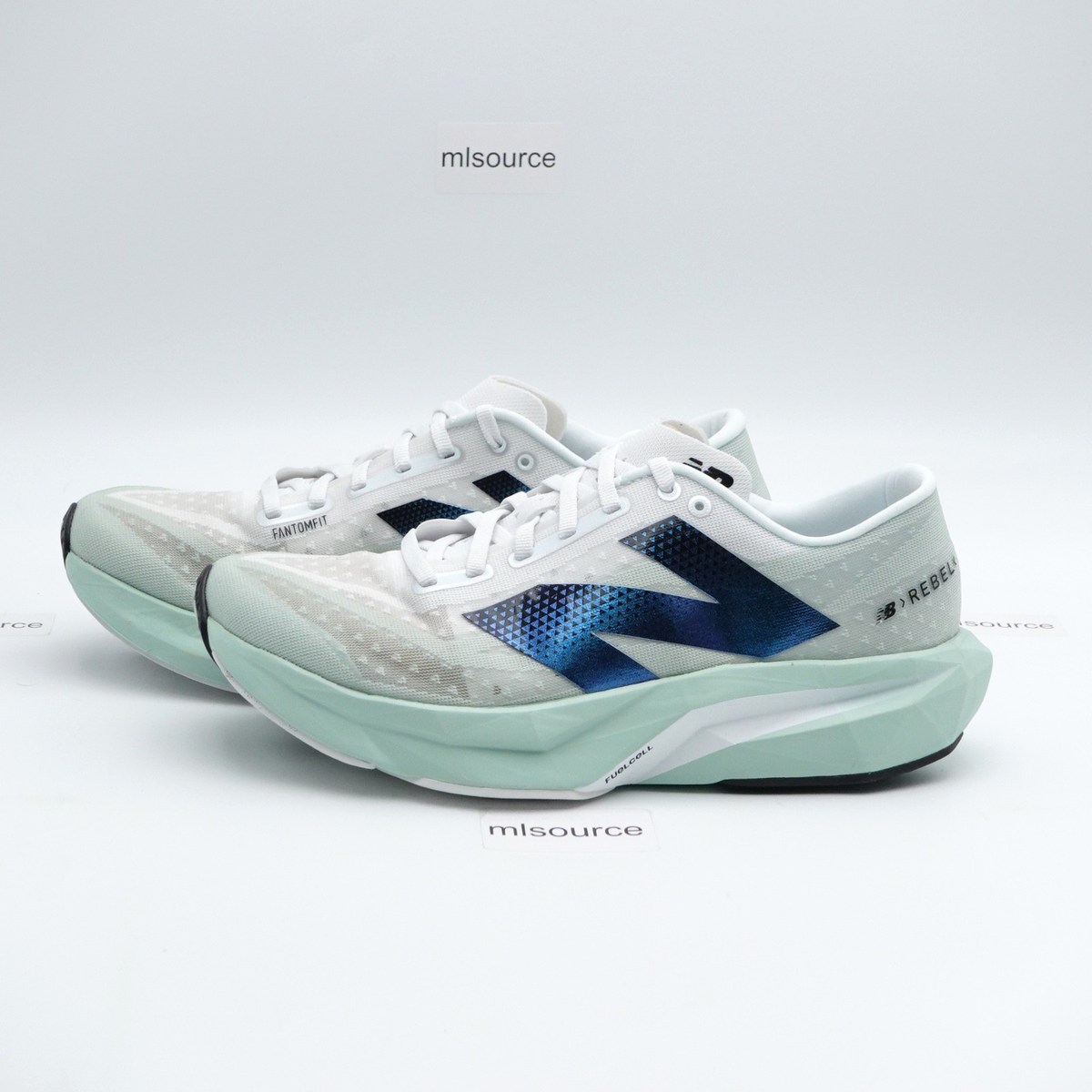 Size 9 WIDE D Women
