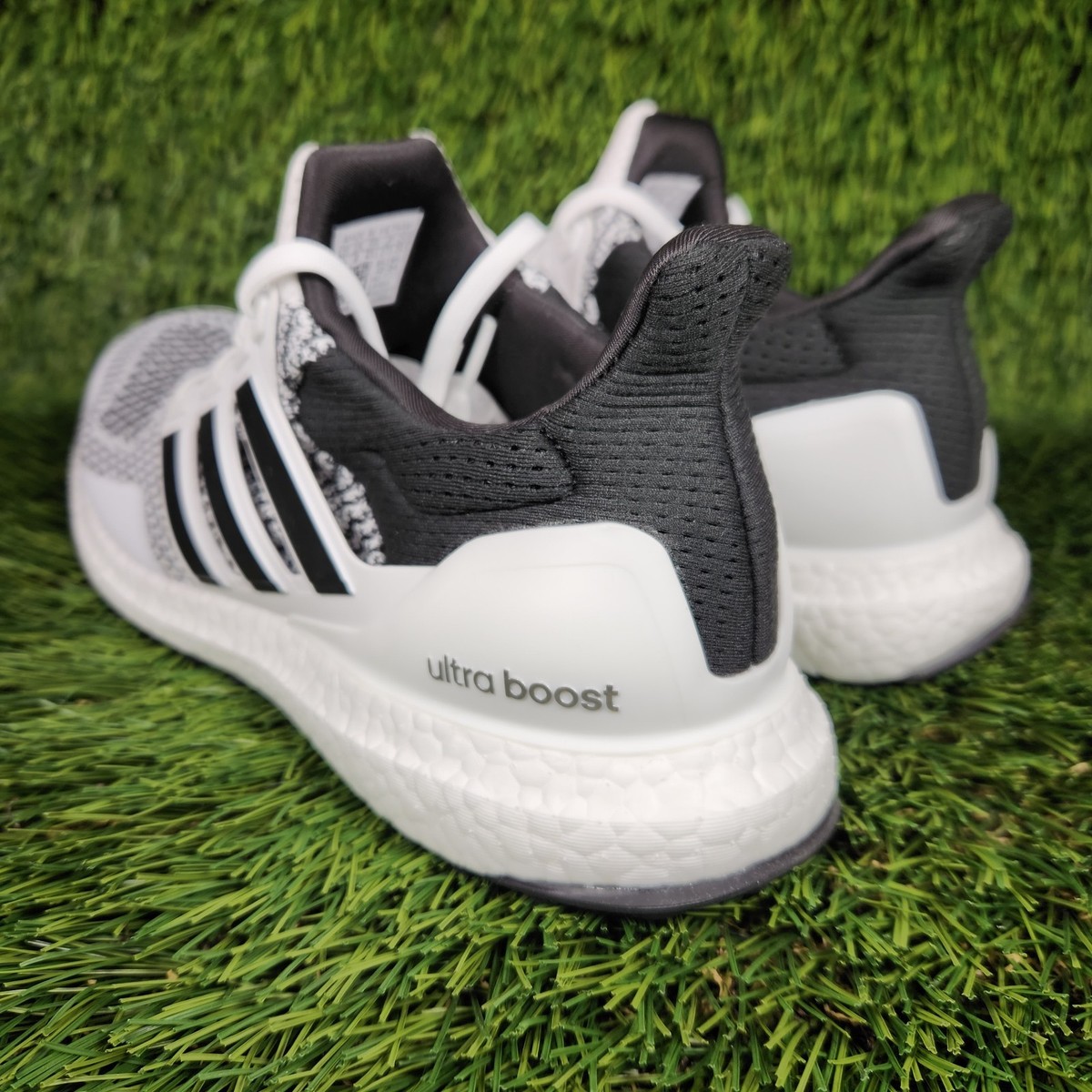 ★★Adairs★★ Ultraboost 10 whiteblack IH4924 Adidas UltraBoost 1.0 Black White Zebra Mens Sizes Oreo