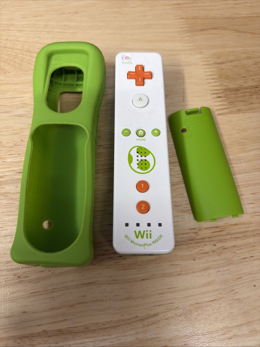 Nintendo Wii Remote Motion Plus Yoshi Green OEM Genuine Controller