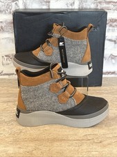 NEW SOREL Youth Size 3 Sorel Out N About IV Classic Waterproof Boots Winter Snow