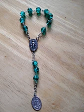St Raphael Chaplet Rosary Emerald Green Crackle Glass Healing Archangel LOT pcs