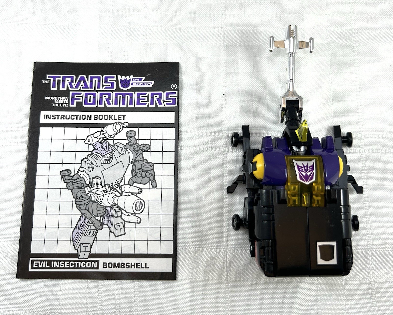 1985 Hasbro G1 Transformers BOMBSHELL w/ Instruction Booklet