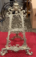 B152-Vintage Rococo Revival Style Polished Brass Table Display Easel 15”H Ornate