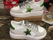 NEW Womens Vintage Havana Lexa Sneakers shoes, size 8