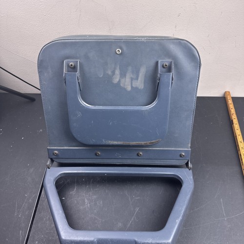 1992-1993 Ford F-150 Extended Super Cab Rear Folding Jump Seat CRYSTAL BLUE - Picture 4 of 6