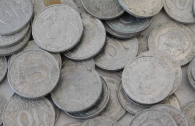 LOT 50 pièces 10 CENTIMOS diez PESETA monnaie ESPAGNE aluminium ESPANA caudillo - Photo 1/3