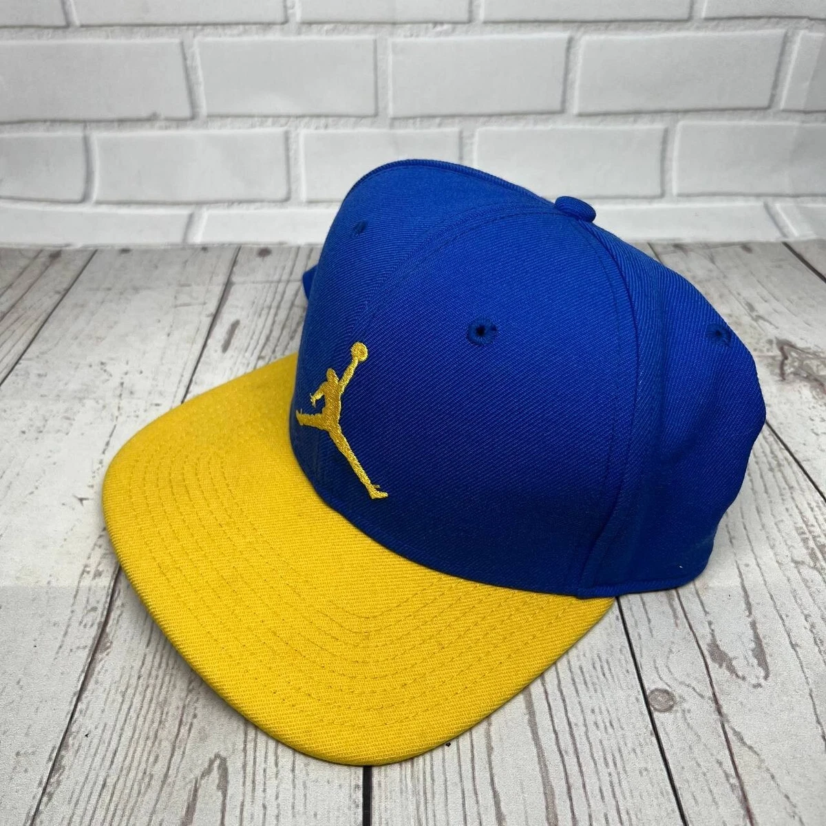 Jordan 5 laney snapback on sale