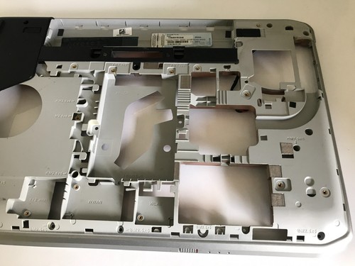 Dell Latitude E5530 ORIGINAL GENUINE RECYCLED SPARE PARTS: See Listing (256z) - Zdjęcie 35 z 44