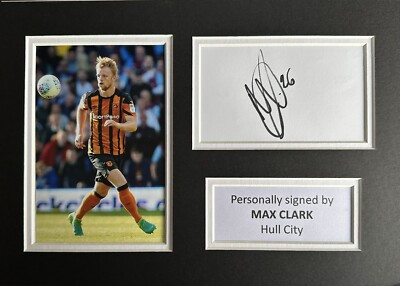 MAX CLARK SIGNIERTE WEISSE KARTE IN A4 HULL CITY HALTERUNG DISPLAY