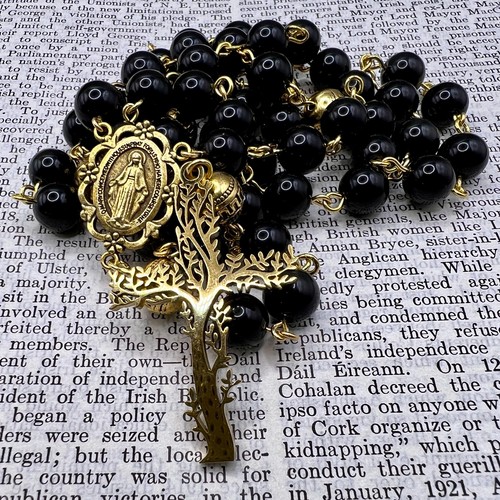 Handmade in Scotland Azbache Stone Black and Gold Tree of LIfe Rosary Beads Gift - Picture 7 of 12