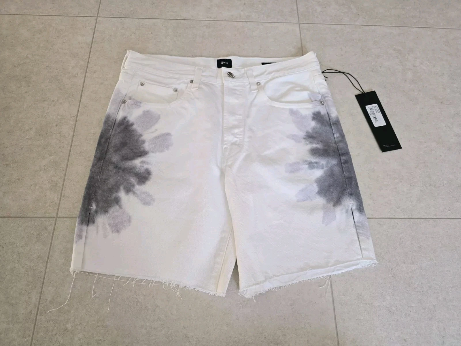 NWT EDWIN Cai 7" Cut Off High Waist Shorts - Horizon Tie Dye White Size 29