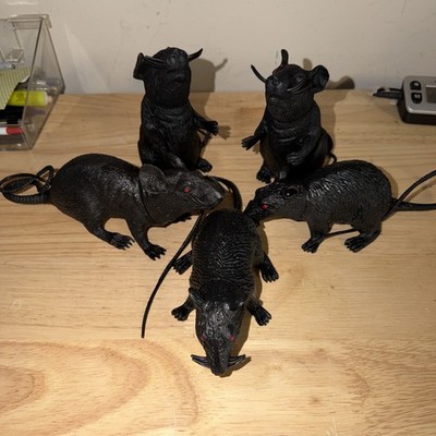 Black Rubber Rats - Lot of 5 - Squeak Halloween Scary Rodent Rat