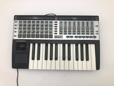 Novation ReMOTE 25 SL MIDI Controller Keyboar...