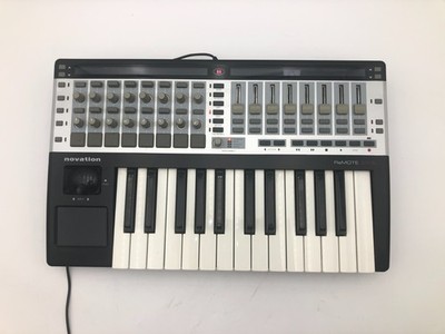 Novation ReMOTE 25 SL MIDI Controller Keyboard  USB DAW Control - Tested Working