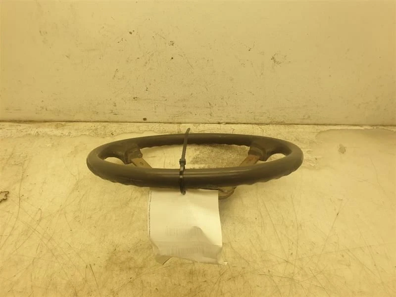 1990 TOYOTA PICKUP DELUXE STEERING WHEEL - Image 2 of 4